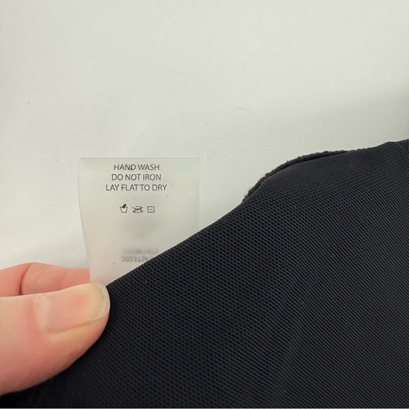 Universal Standard The Swimsuit One Piece in Black Size 3XS NWT - Picture 16 of 16